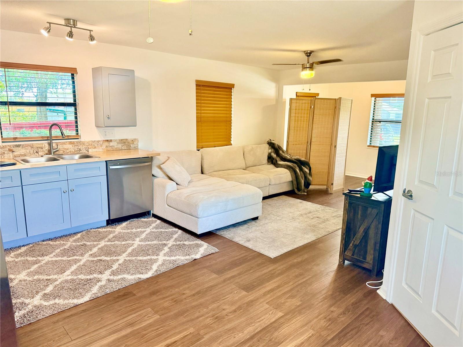 2852 59TH AVE N, ST PETERSBURG, FL — photo 12