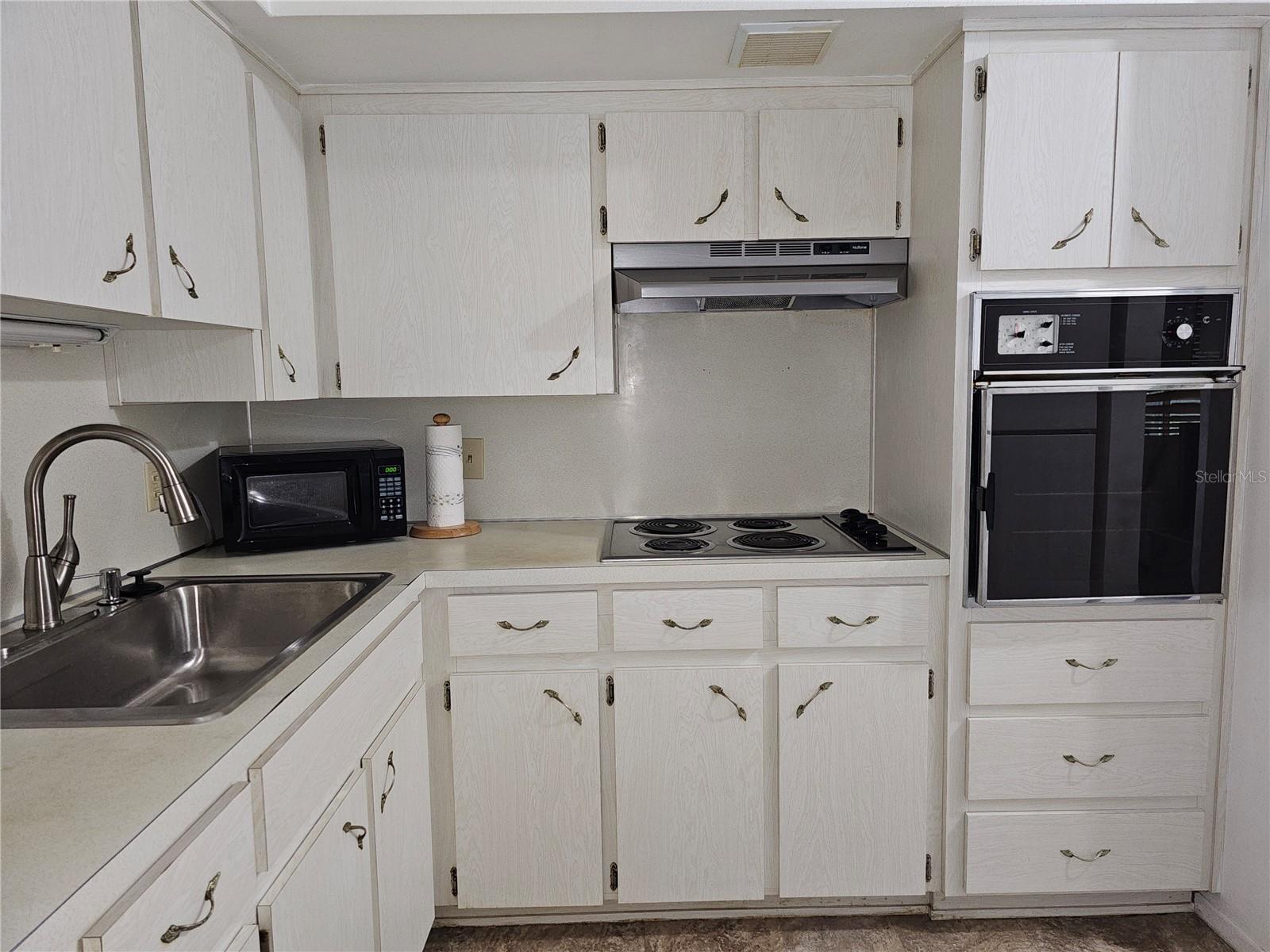 2331 FINLANDIA LN #37, CLEARWATER, FL — photo 15