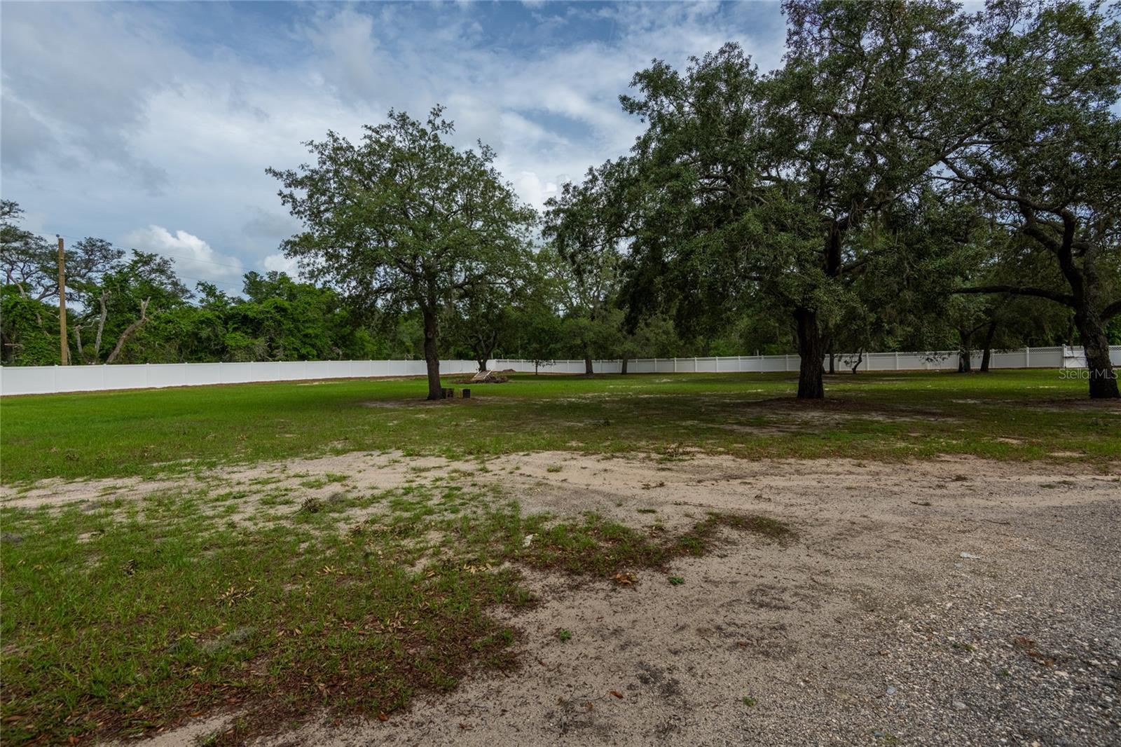 16142 BREAKWATER LN, SPRING HILL, FL — photo 23