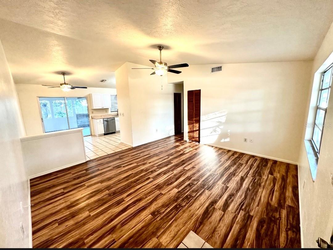 3977 VANA DR, SARASOTA, FL — photo 7