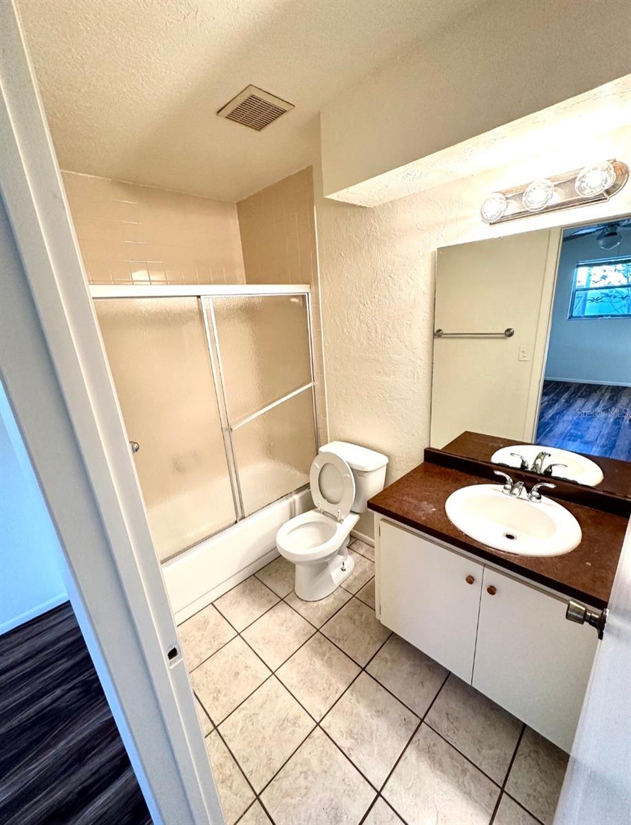 3977 VANA DR, SARASOTA, FL — photo 12