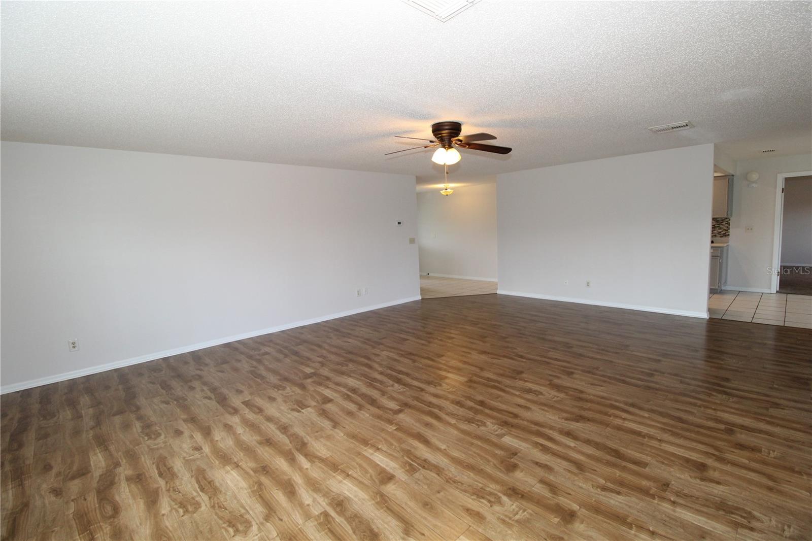 309 BRYCE CT, SUN CITY CENTER, FL — photo 8