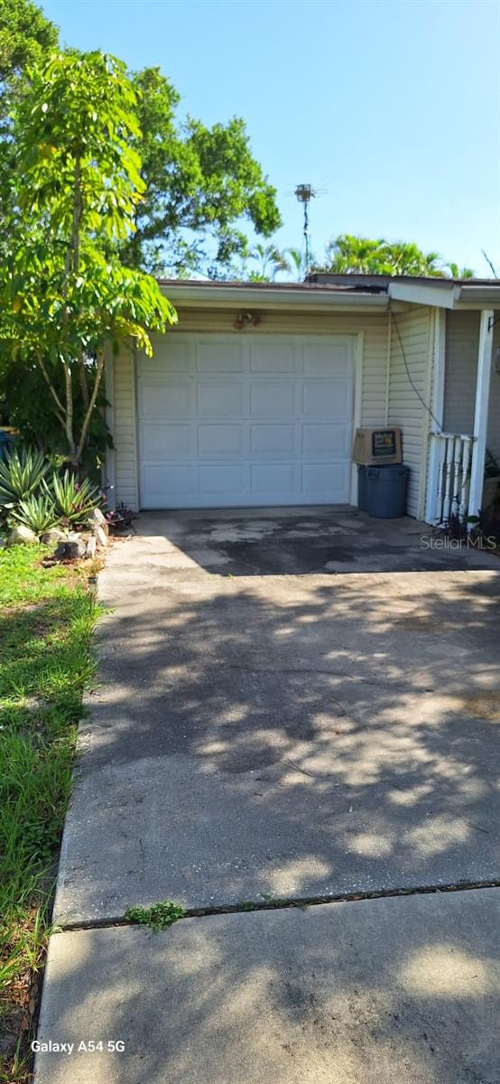 138 FRANCIS DR NE, PORT CHARLOTTE, FL — photo 5