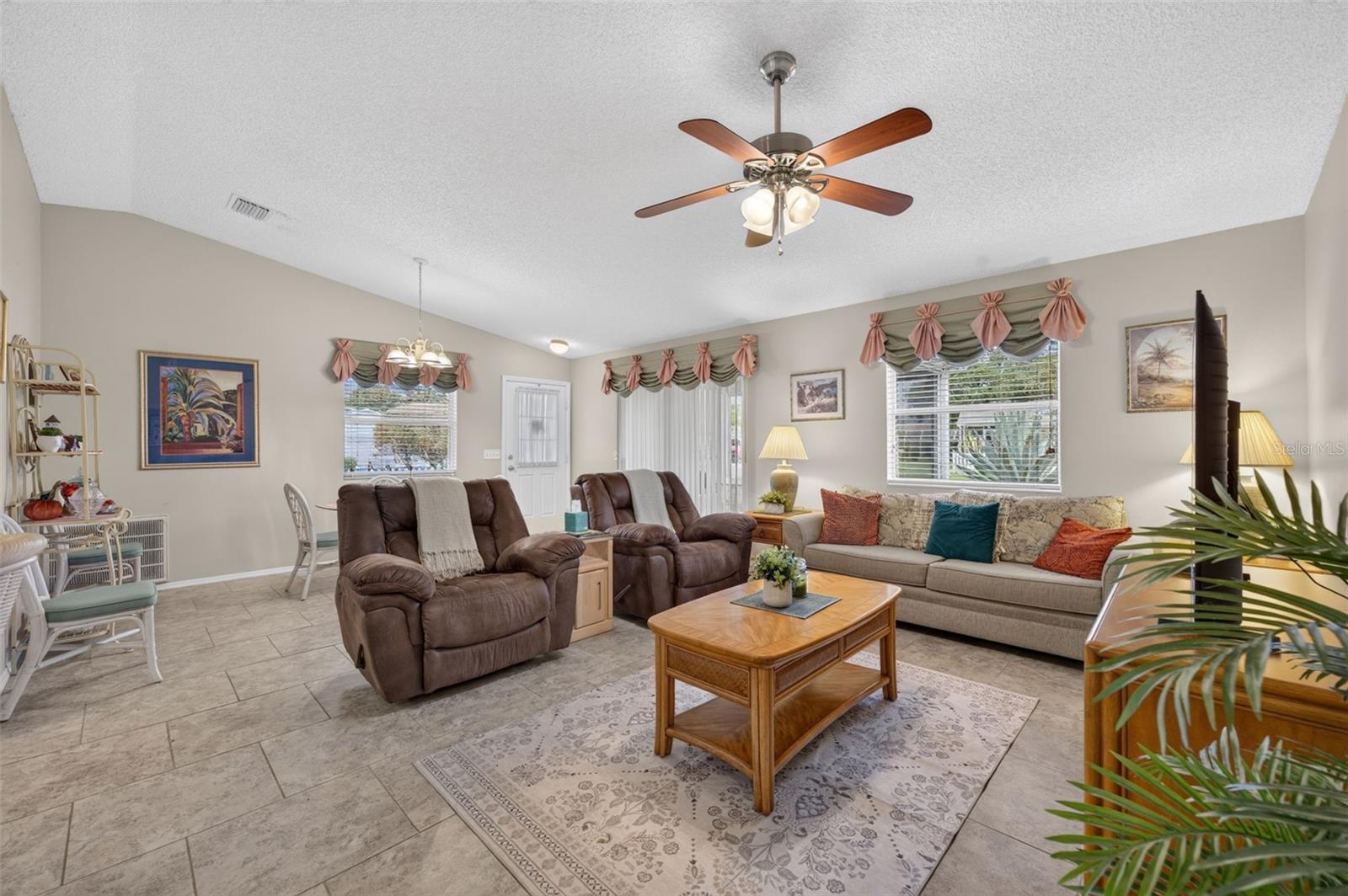 8242 SE 169TH PALOWNIA LOOP, THE VILLAGES, FL — photo 11