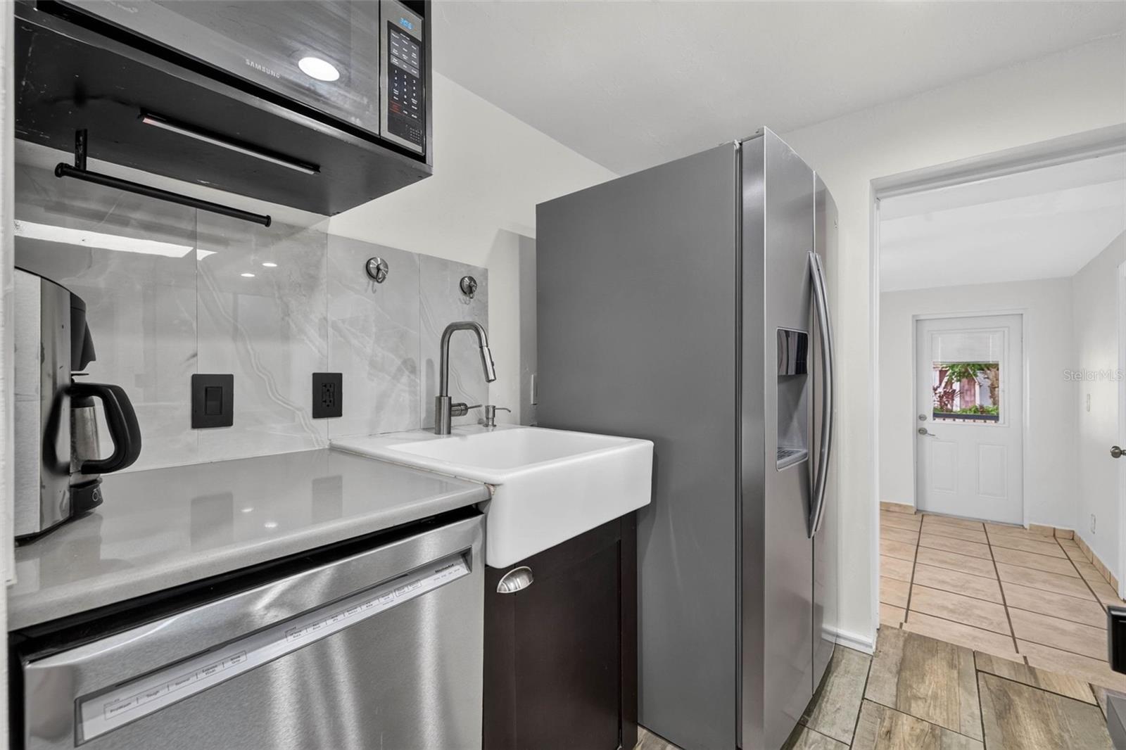 6172 59TH PL N, ST PETERSBURG, FL — photo 9