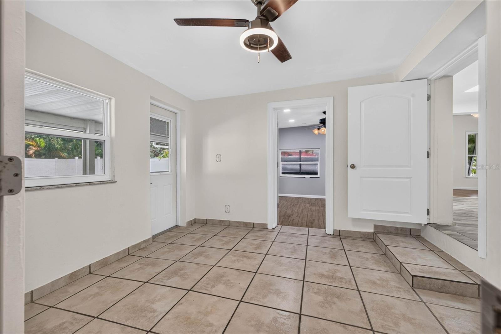 6172 59TH PL N, ST PETERSBURG, FL — photo 16