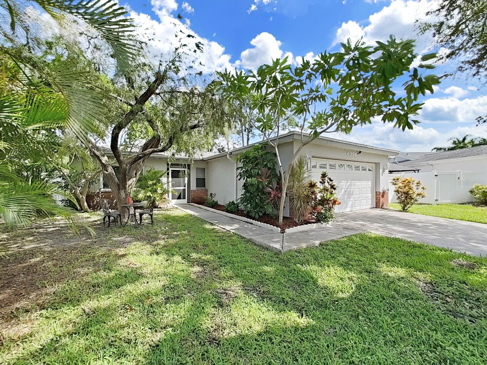 6996 122ND DR, LARGO, FL — photo 2