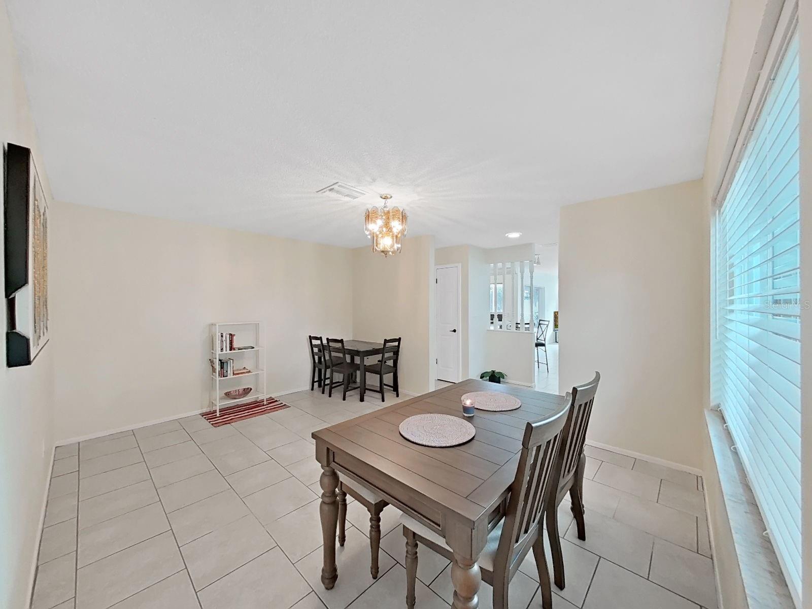 6996 122ND DR, LARGO, FL — photo 8