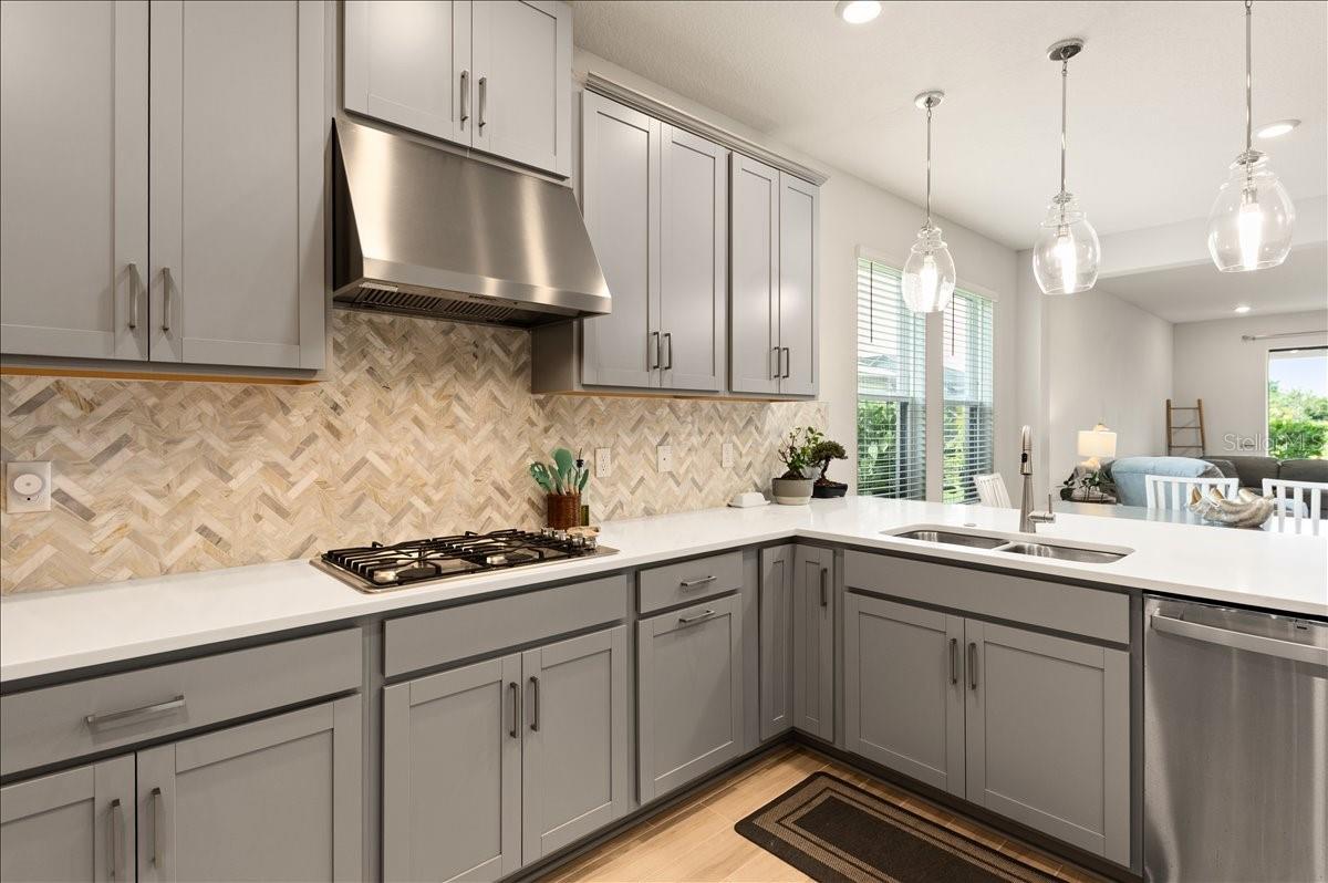 9016 TEQUILA SUNRISE DR, SARASOTA, FL — photo 10