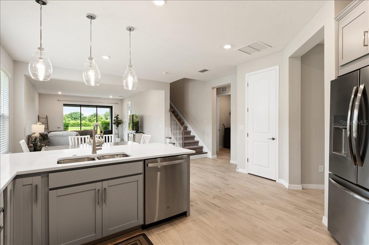 9016 TEQUILA SUNRISE DR, SARASOTA, FL — photo 11