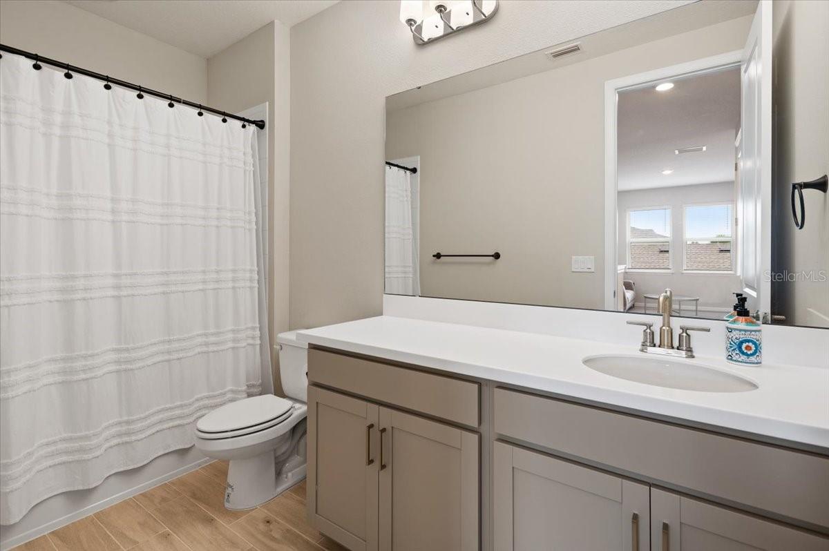 9016 TEQUILA SUNRISE DR, SARASOTA, FL — photo 37