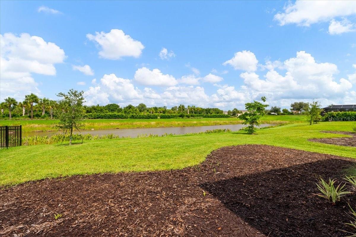 9016 TEQUILA SUNRISE DR, SARASOTA, FL — photo 43