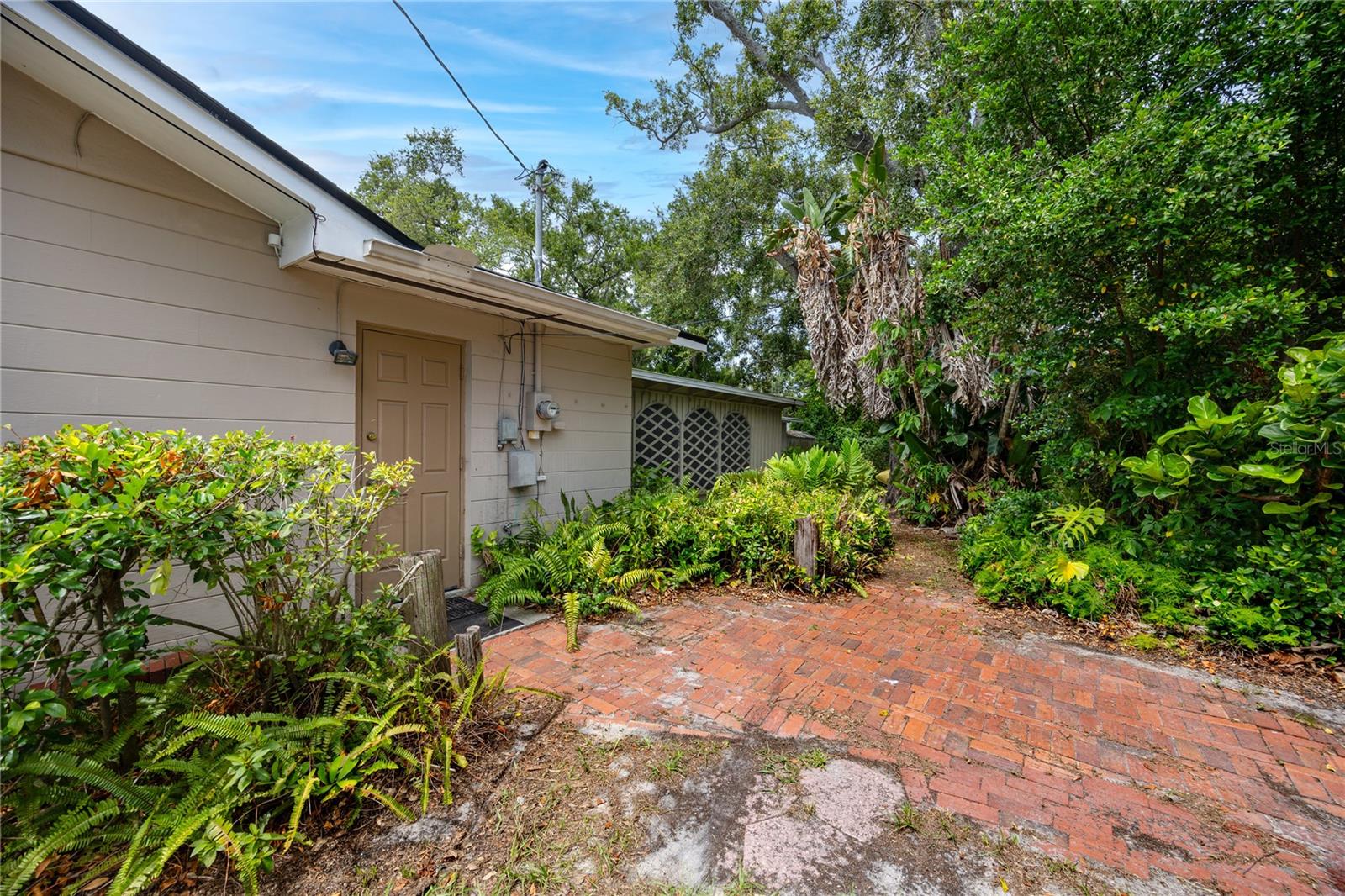 8161 22ND AVE N, ST PETERSBURG, FL — photo 56