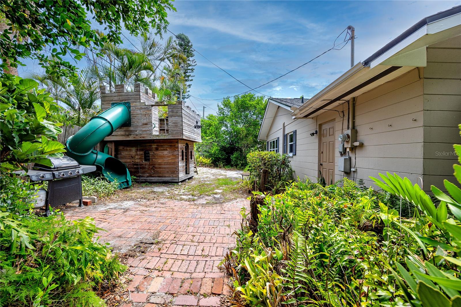 8161 22ND AVE N, ST PETERSBURG, FL — photo 57