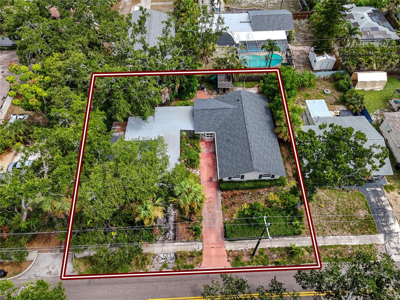 8161 22ND AVE N, ST PETERSBURG, FL — photo 59