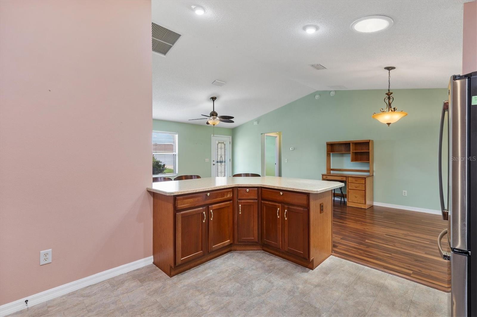 1630 ABERCROMBIE WAY, THE VILLAGES, FL — photo 11