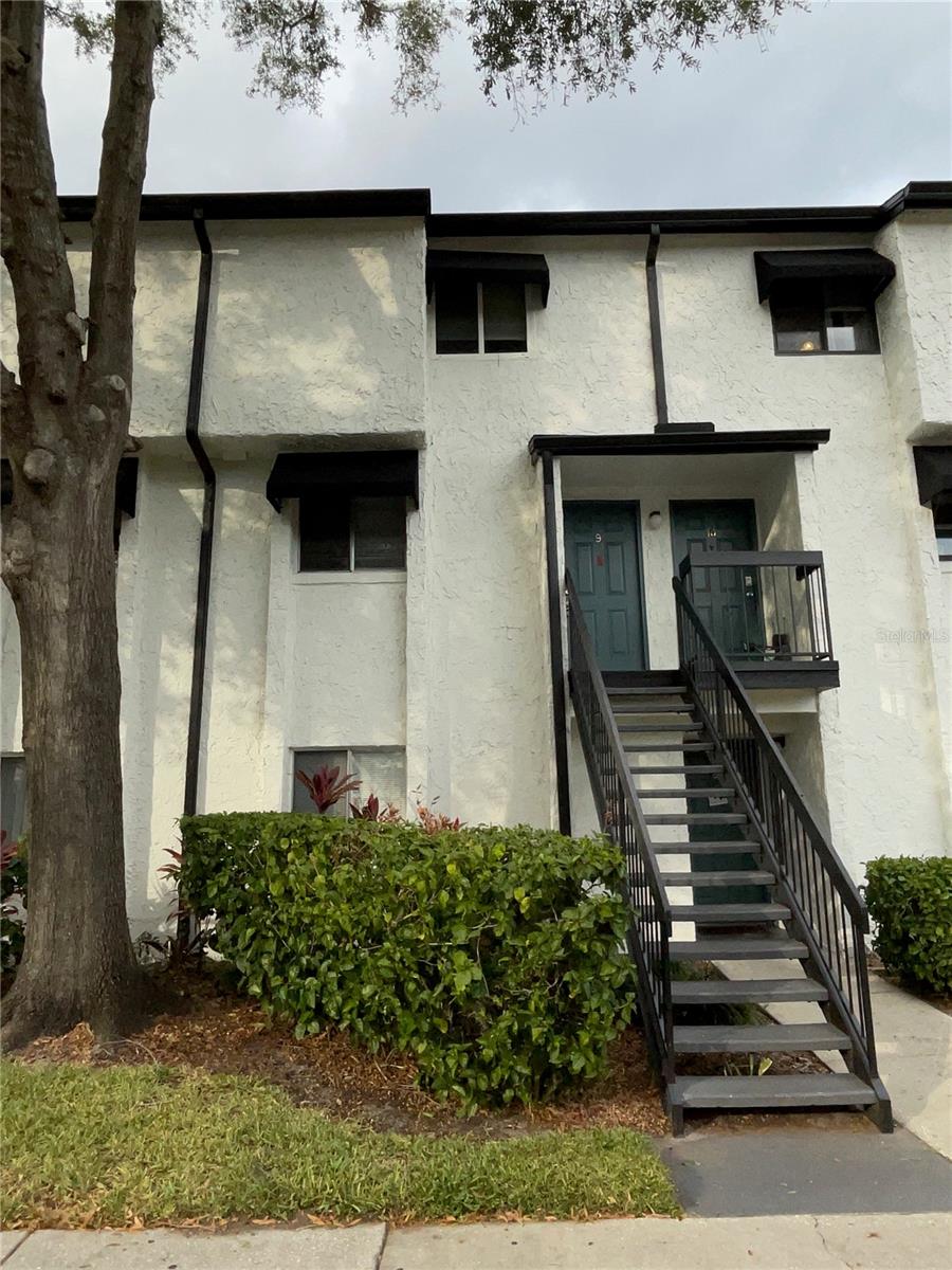 4263 S SEMORAN BLVD #9, ORLANDO, FL
