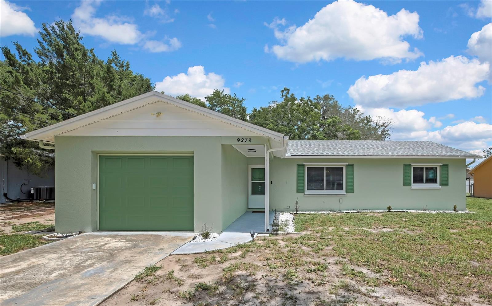 9279 PICKENS ST, SPRING HILL, FL