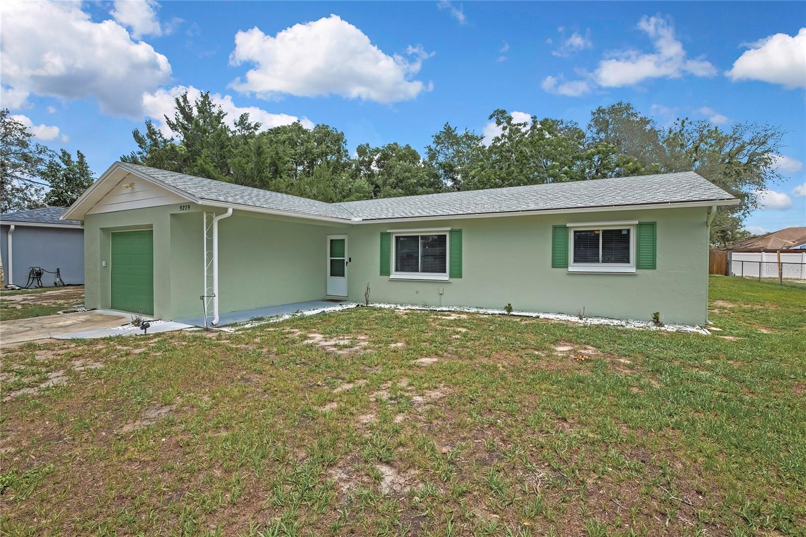 9279 PICKENS ST, SPRING HILL, FL — photo 2