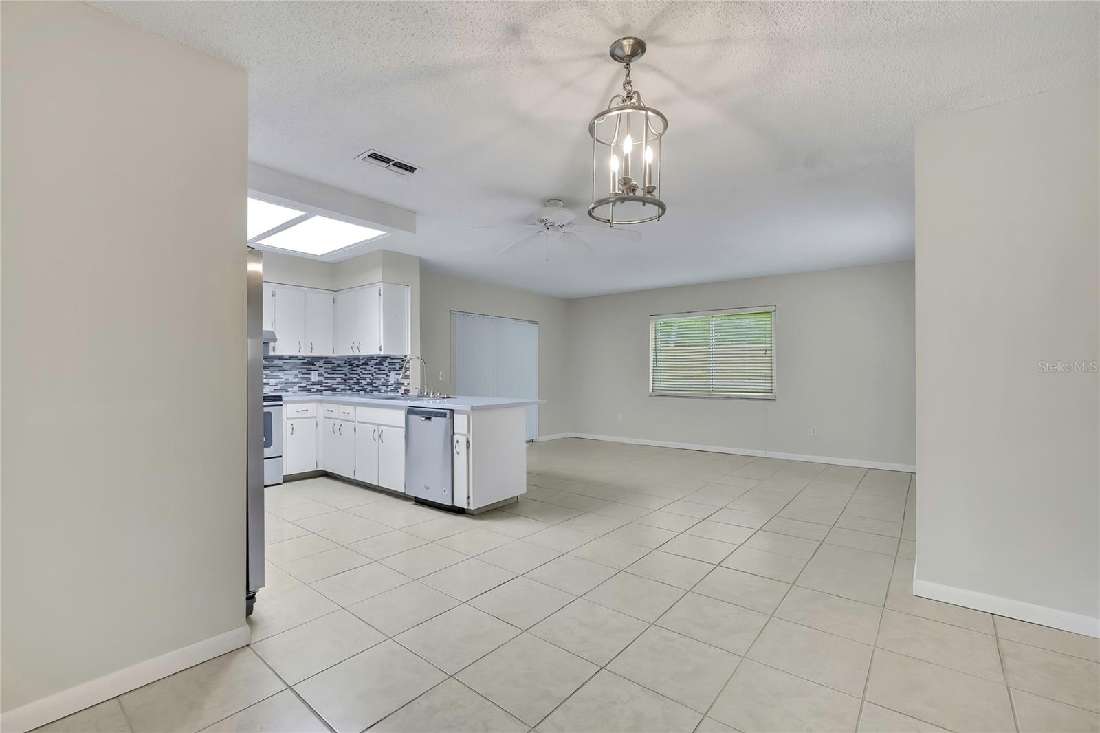 9279 PICKENS ST, SPRING HILL, FL — photo 9