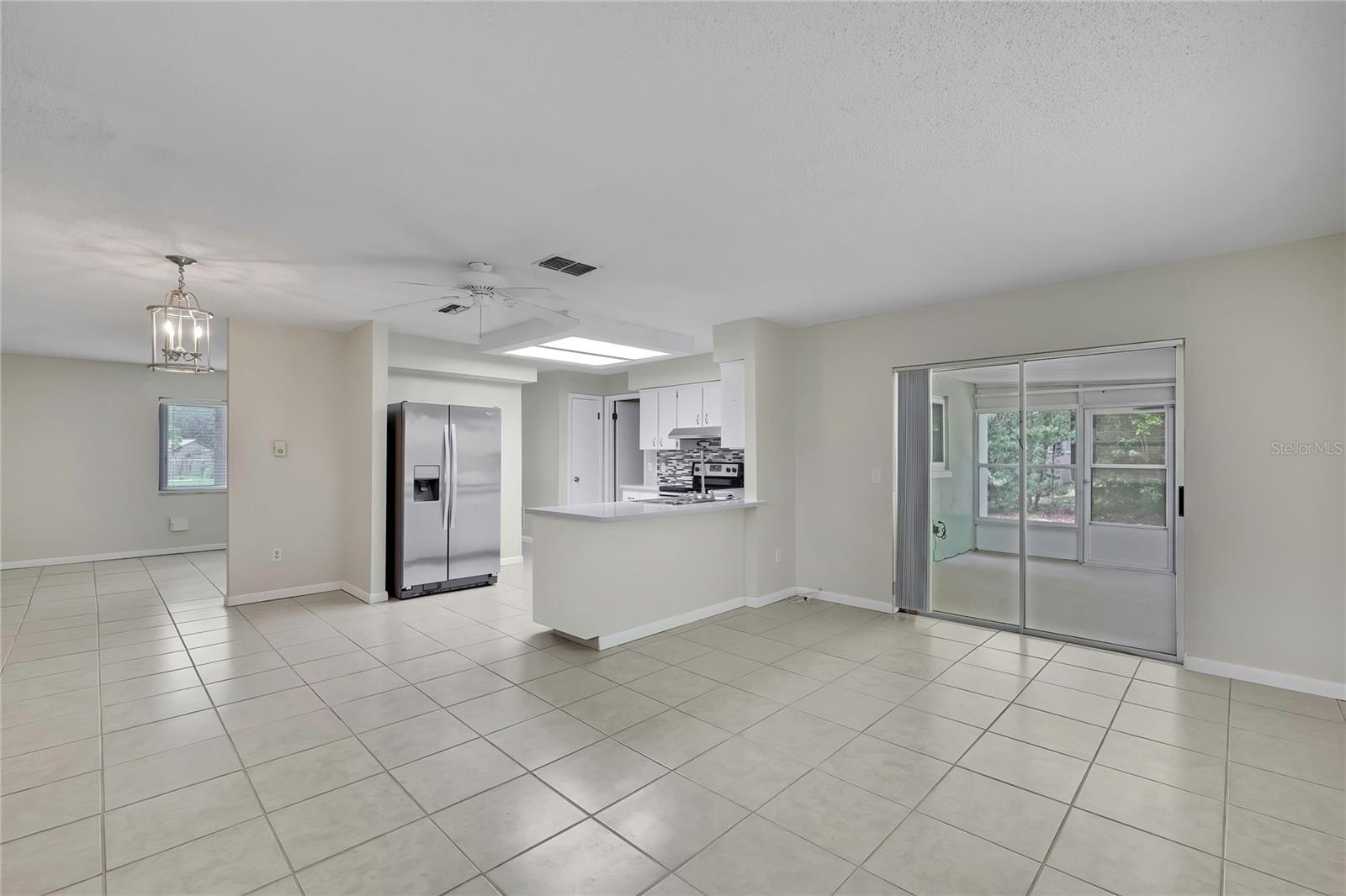 9279 PICKENS ST, SPRING HILL, FL — photo 15