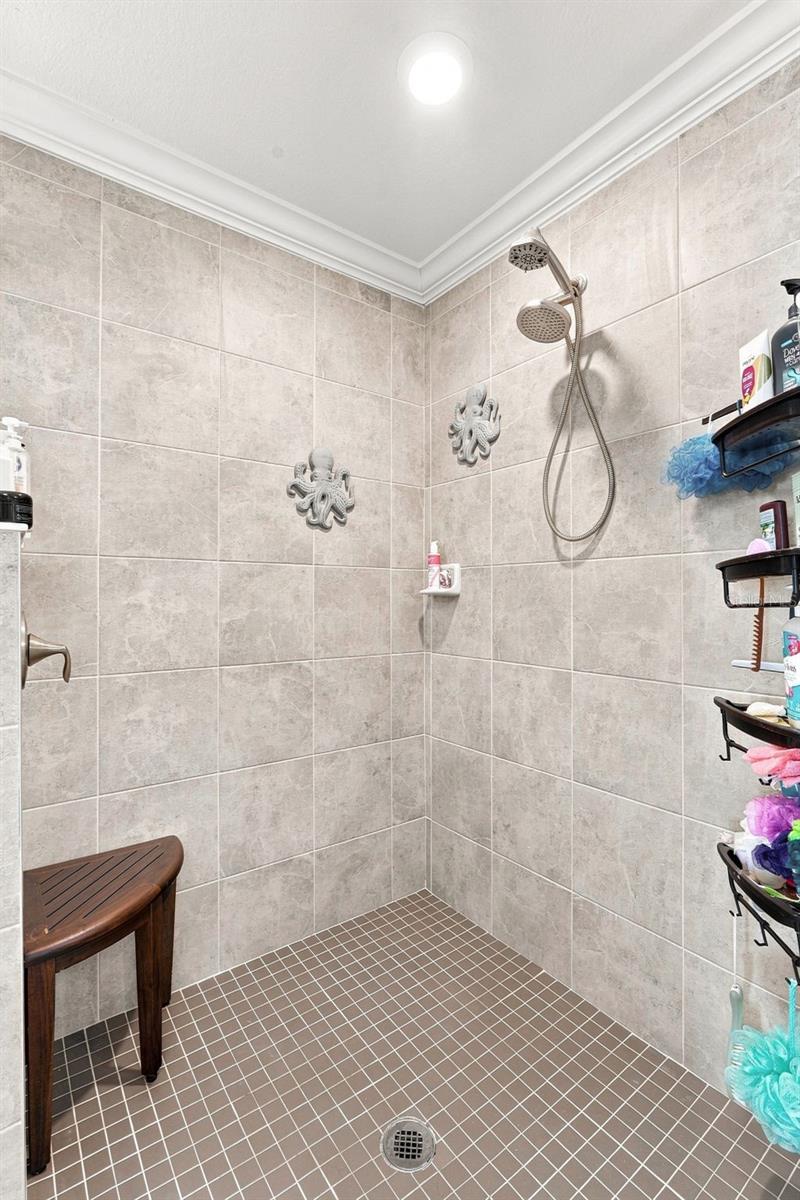 12455 GHIBERTI CIR #101, VENICE, FL — photo 28