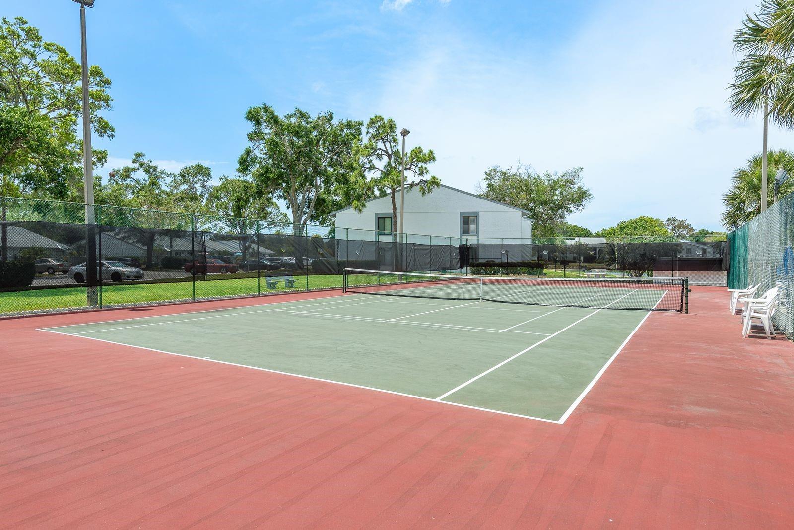 1179 PINE RIDGE CIR W #G1, TARPON SPRINGS, FL — photo 27