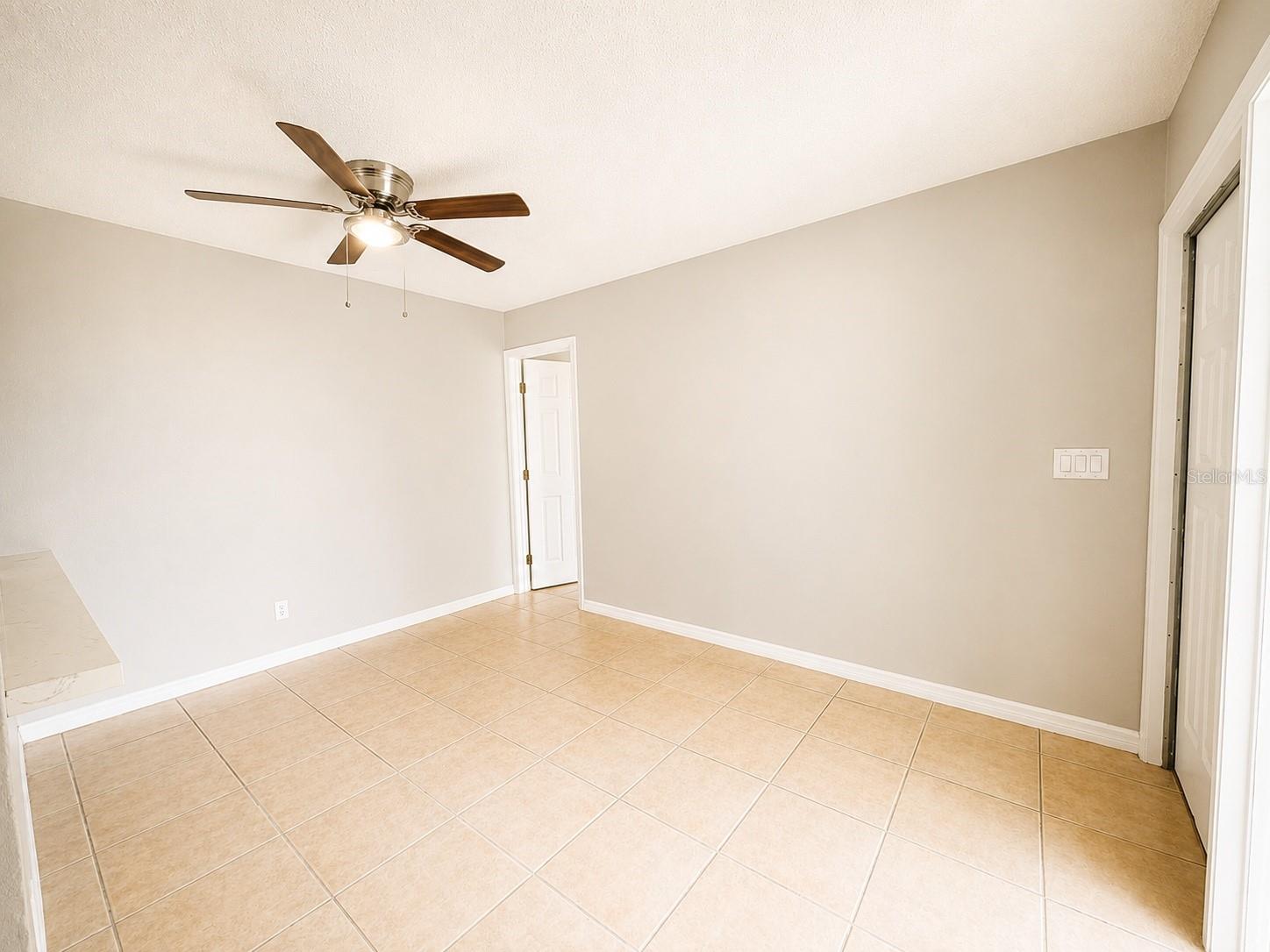 5104 SPRINGWATER CT, TAMPA, FL — photo 5