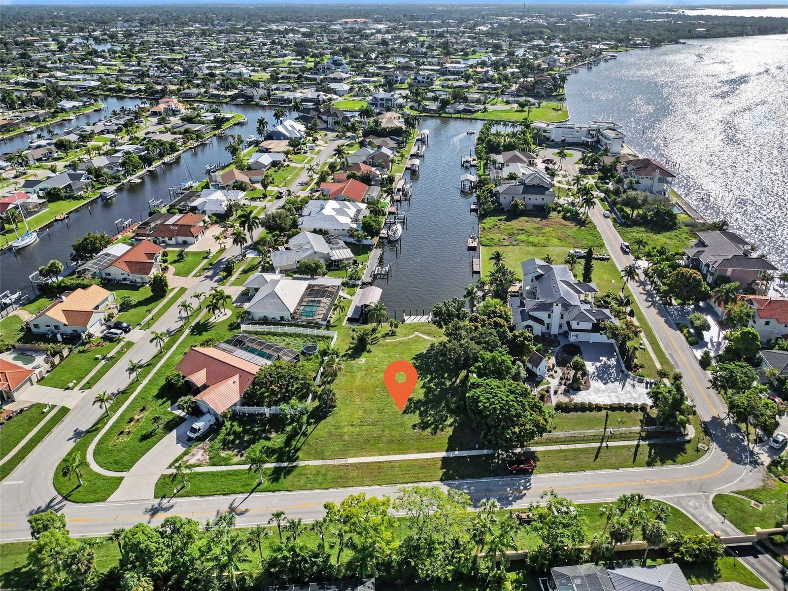 180 COUSLEY DR SE, PORT CHARLOTTE, FL — photo 4