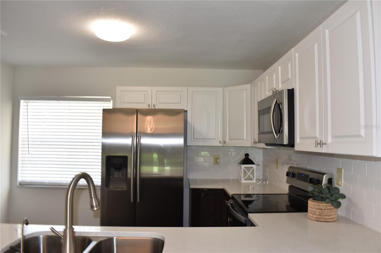 2005 HALMROCK PL #174, SUN CITY CENTER, FL — photo 6