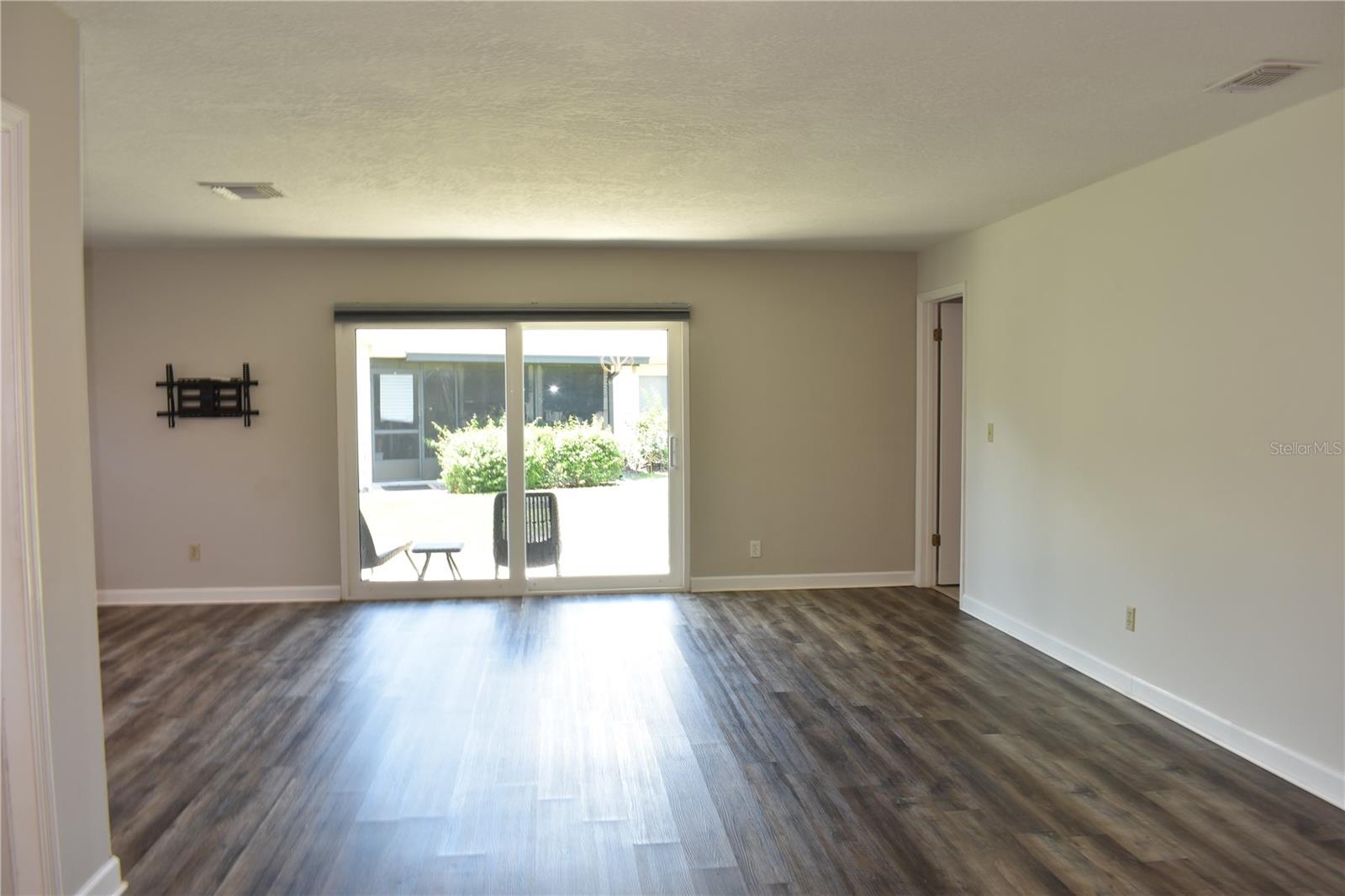 2005 HALMROCK PL #174, SUN CITY CENTER, FL — photo 9