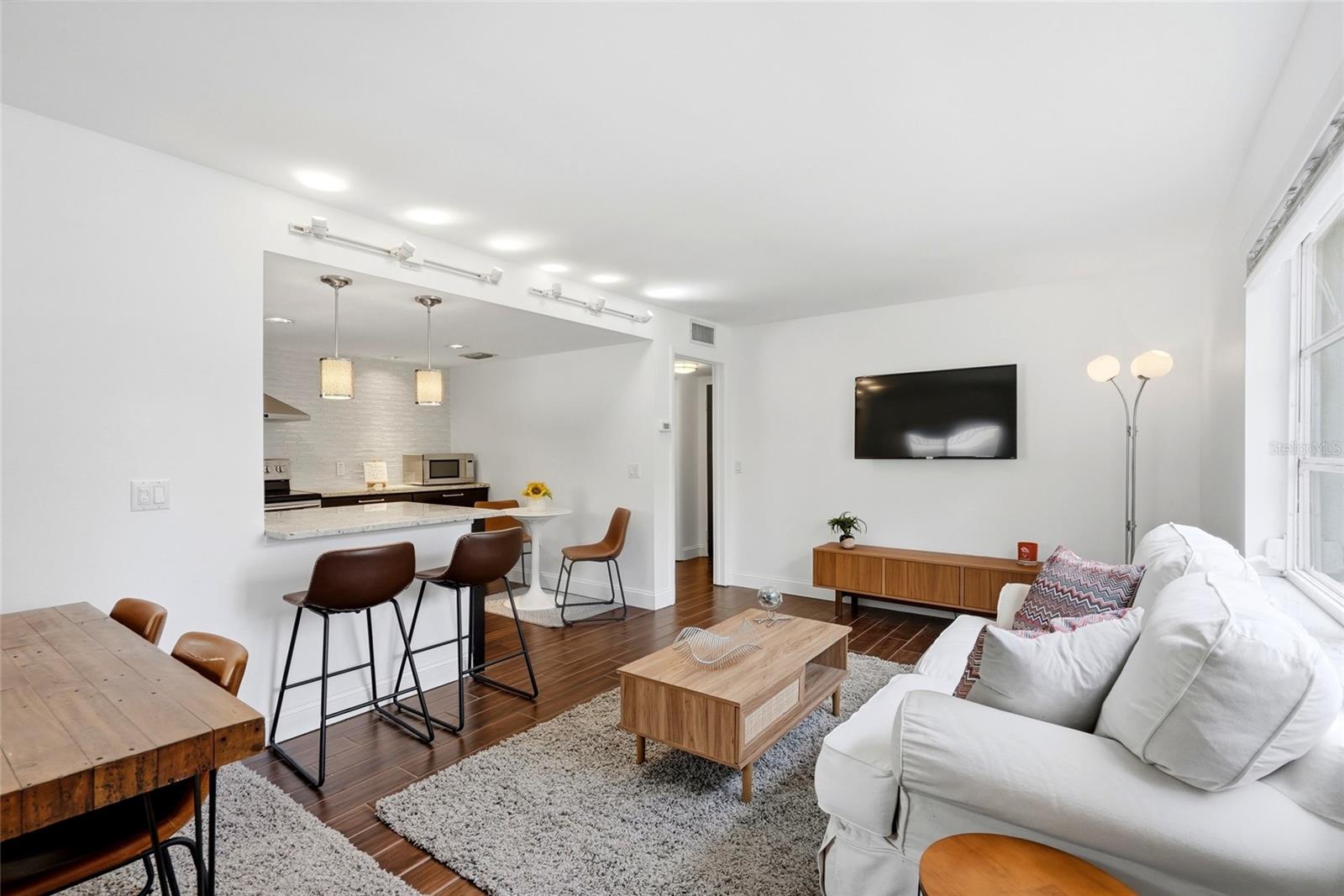 125 5TH AVE NE #210, ST PETERSBURG, FL — photo 4