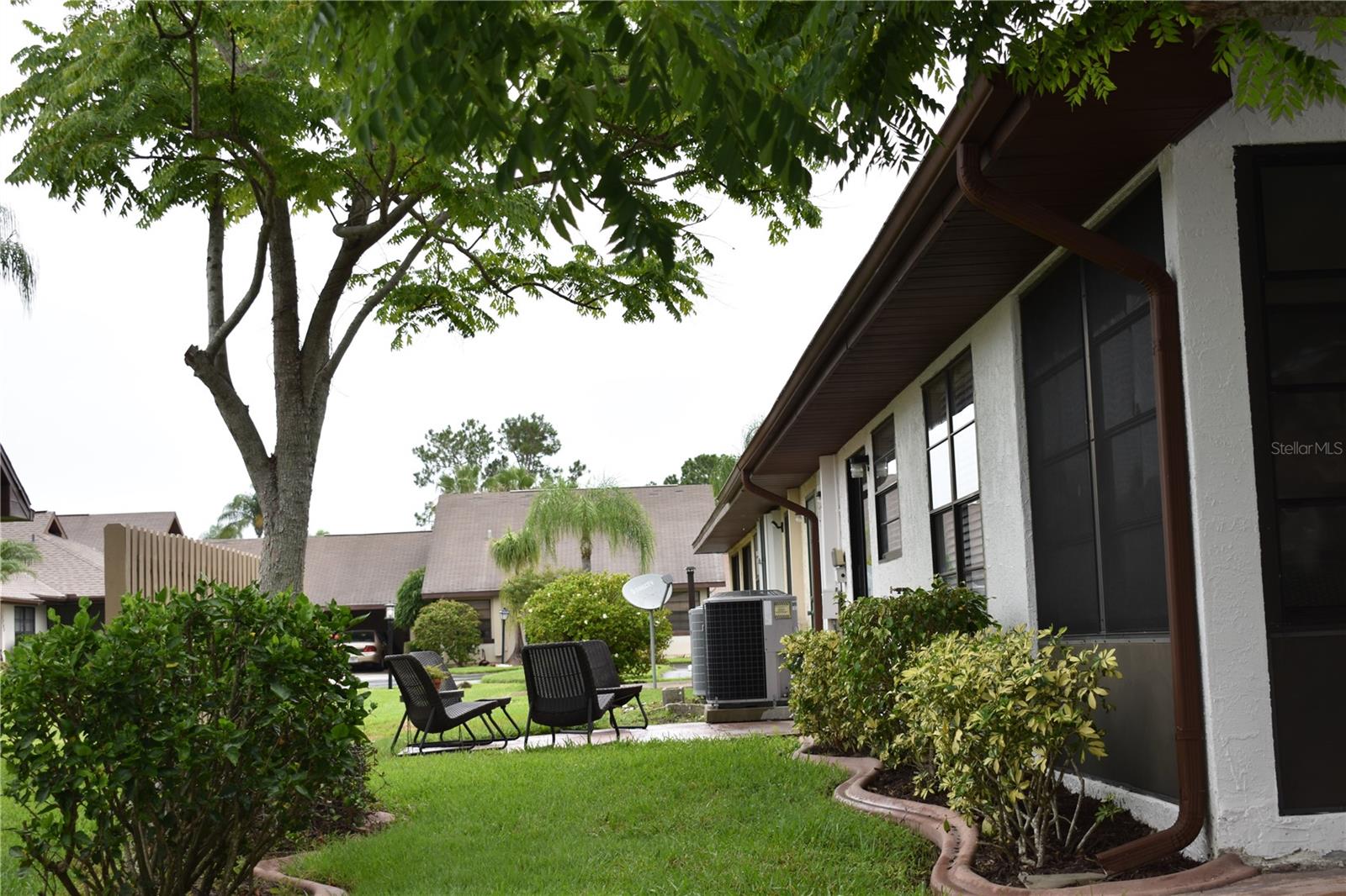1702 AURA CT, SUN CITY CENTER, FL — photo 32