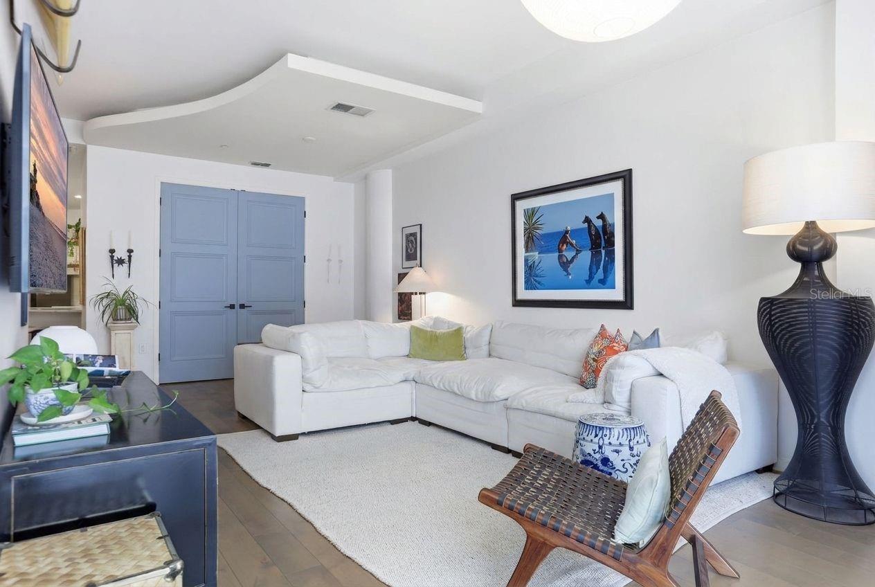 1 S EOLA DR #13, ORLANDO, FL — photo 16