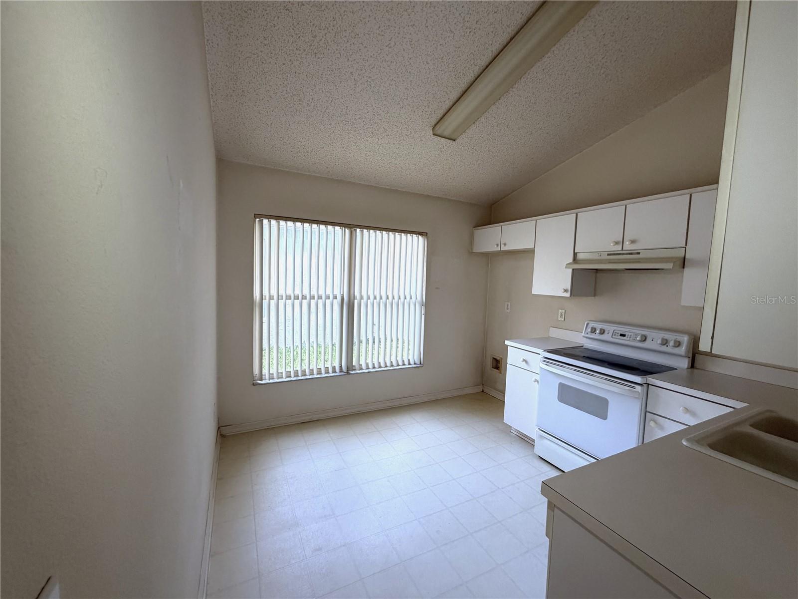 6608 NORTHHAVEN CT, RIVERVIEW, FL — photo 8