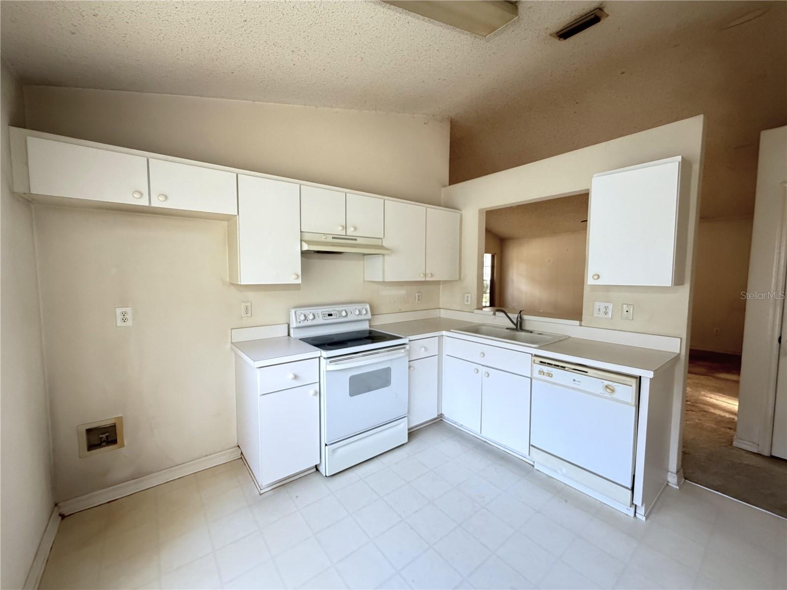 6608 NORTHHAVEN CT, RIVERVIEW, FL — photo 9