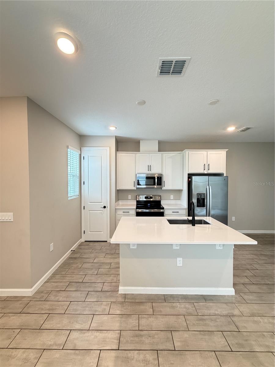 1449 AXEL GRAESON AVE, KISSIMMEE, FL — photo 2