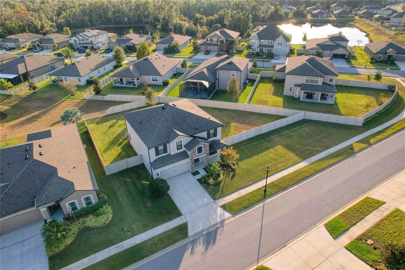 18576 OBREGAN DR, SPRING HILL, FL — photo 16
