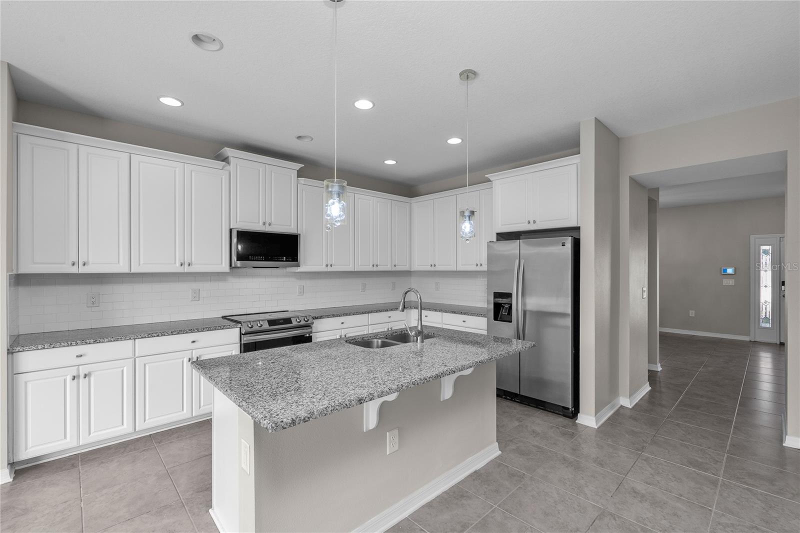 18576 OBREGAN DR, SPRING HILL, FL — photo 23