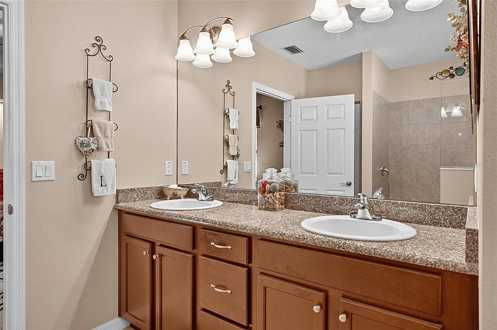 2 LYTTON LN, PALM COAST, FL — photo 33