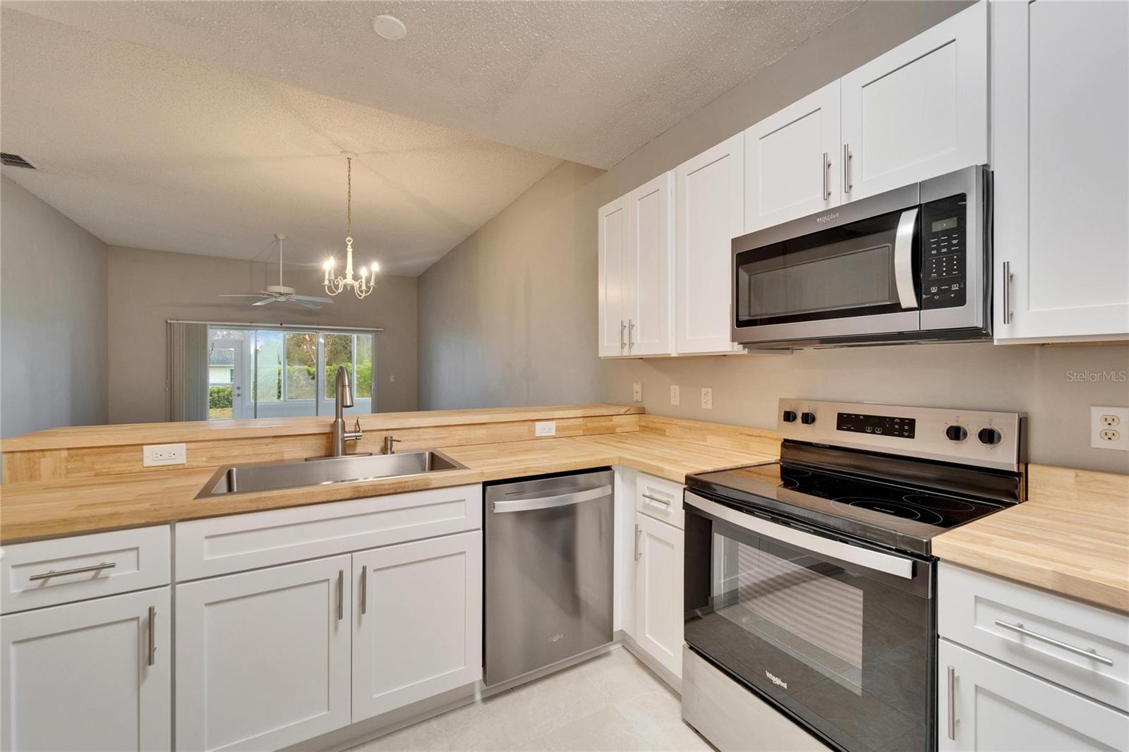 1032 RADISON AVE #2, SUN CITY CENTER, FL — photo 7