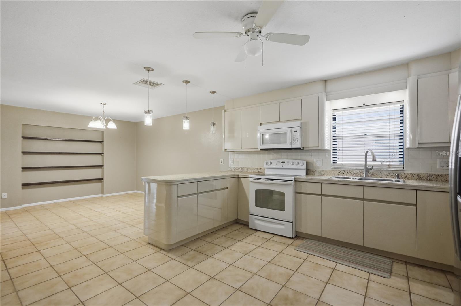 1891 SETON CT, CLEARWATER, FL — photo 8