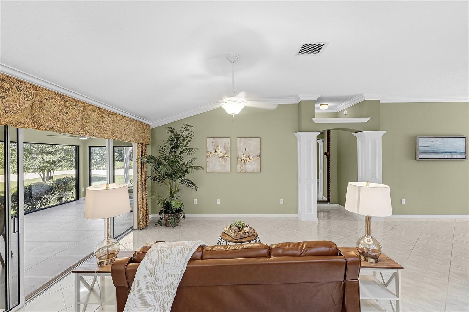 1527 GOLDEN RIDGE DR, THE VILLAGES, FL — photo 8