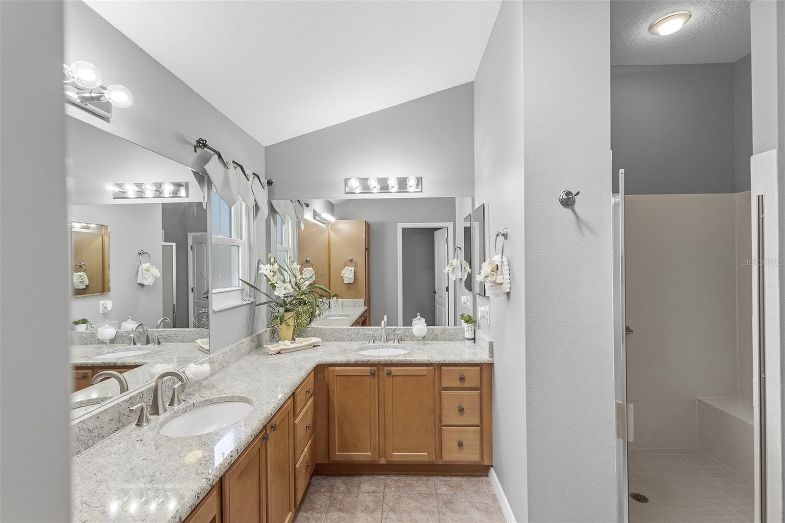 1527 GOLDEN RIDGE DR, THE VILLAGES, FL — photo 20