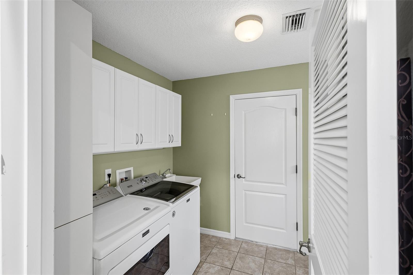 1527 GOLDEN RIDGE DR, THE VILLAGES, FL — photo 31