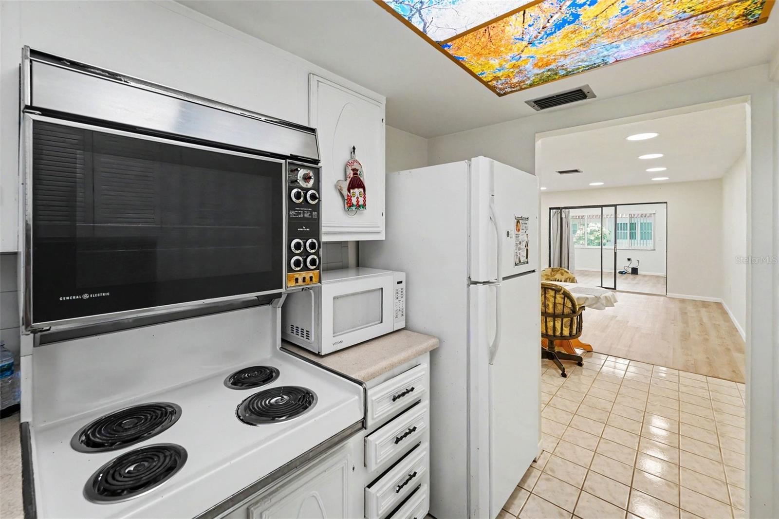 5870 38TH AVE N #43, ST PETERSBURG, FL — photo 3