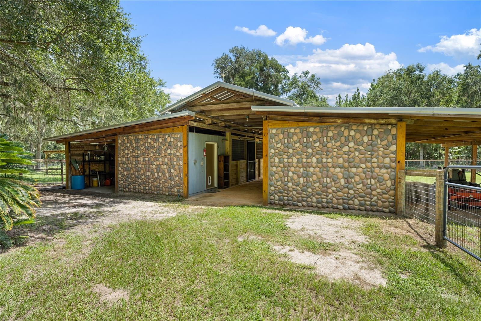18251 NW 141ST AVE, WILLISTON, FL — photo 49