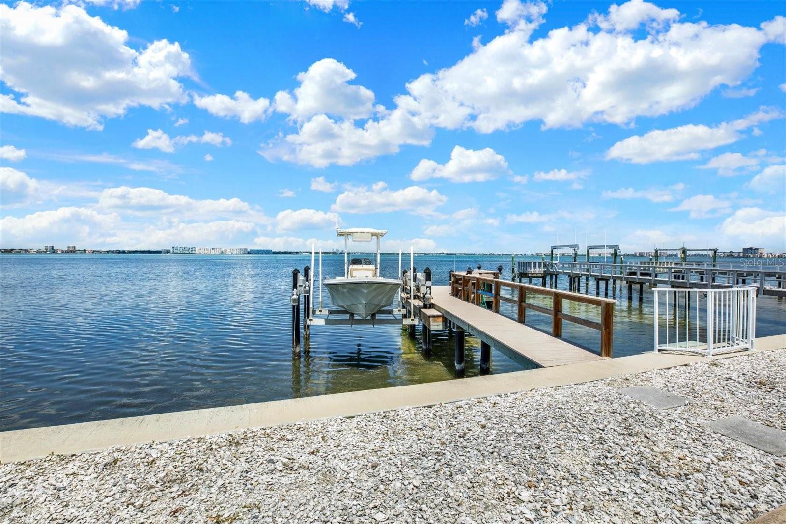 960 BOCA CIEGA ISLE DR, ST PETE BEACH, FL — photo 38