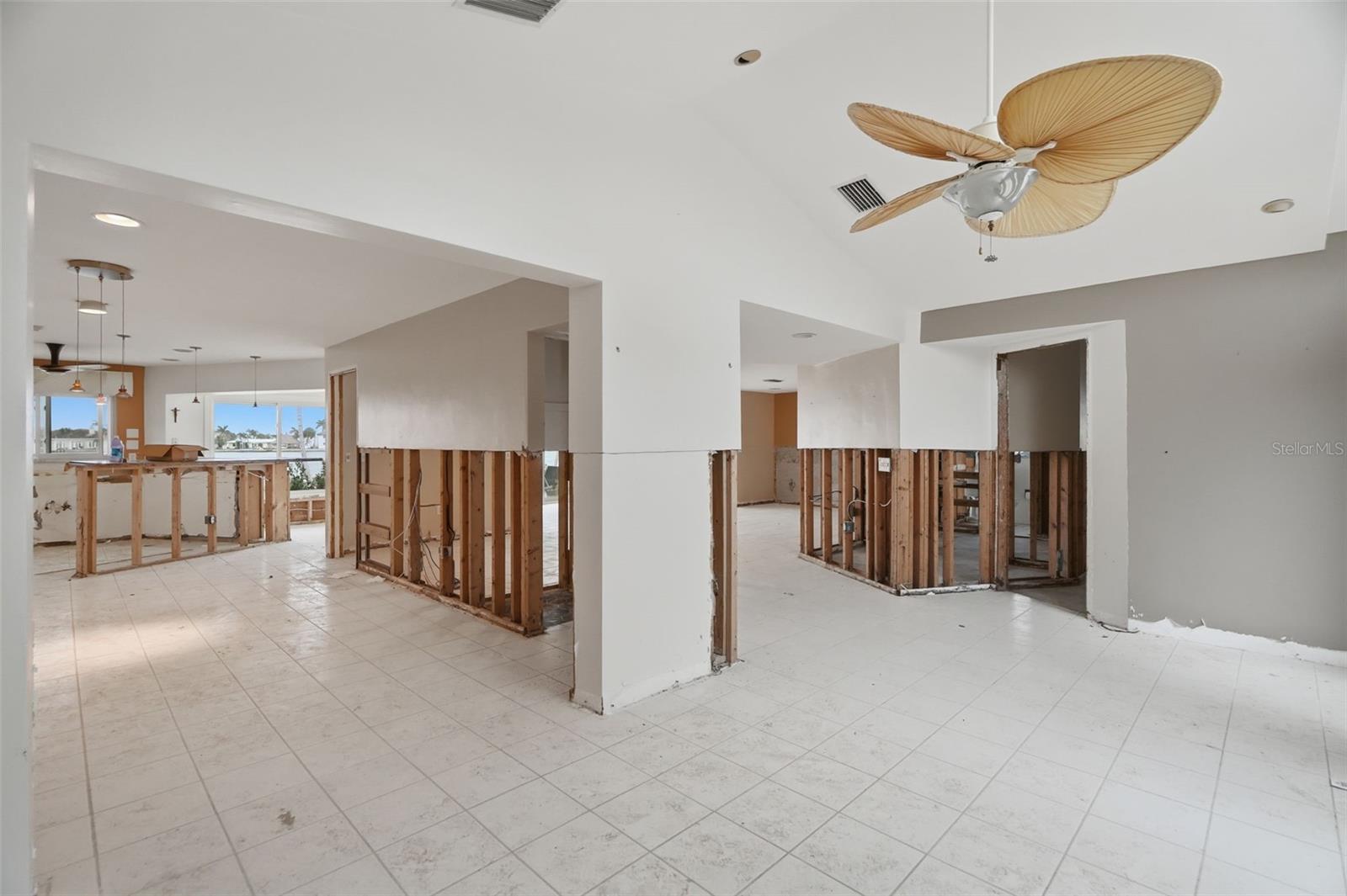 5810 BAHAMA WAY S, ST PETE BEACH, FL — photo 8