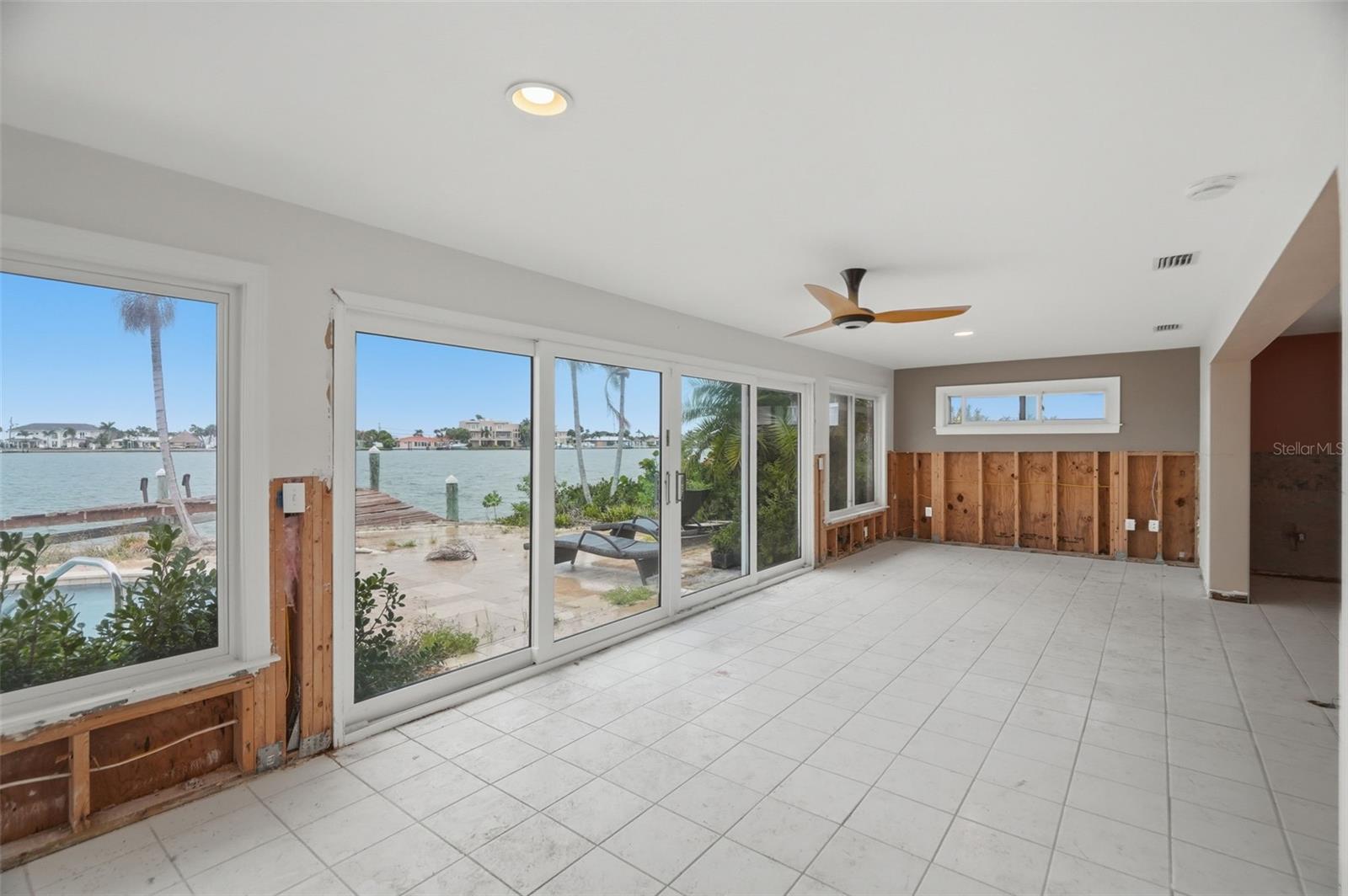 5810 BAHAMA WAY S, ST PETE BEACH, FL — photo 12